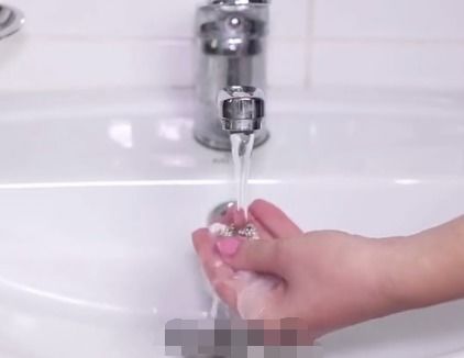 手链怎么清洗才能更干净