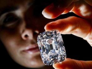 如何辨别钻石纯净度高低