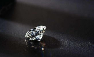 讲解钻石戒指的卖的和寓意