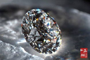 钻石真假鉴别的两种方法